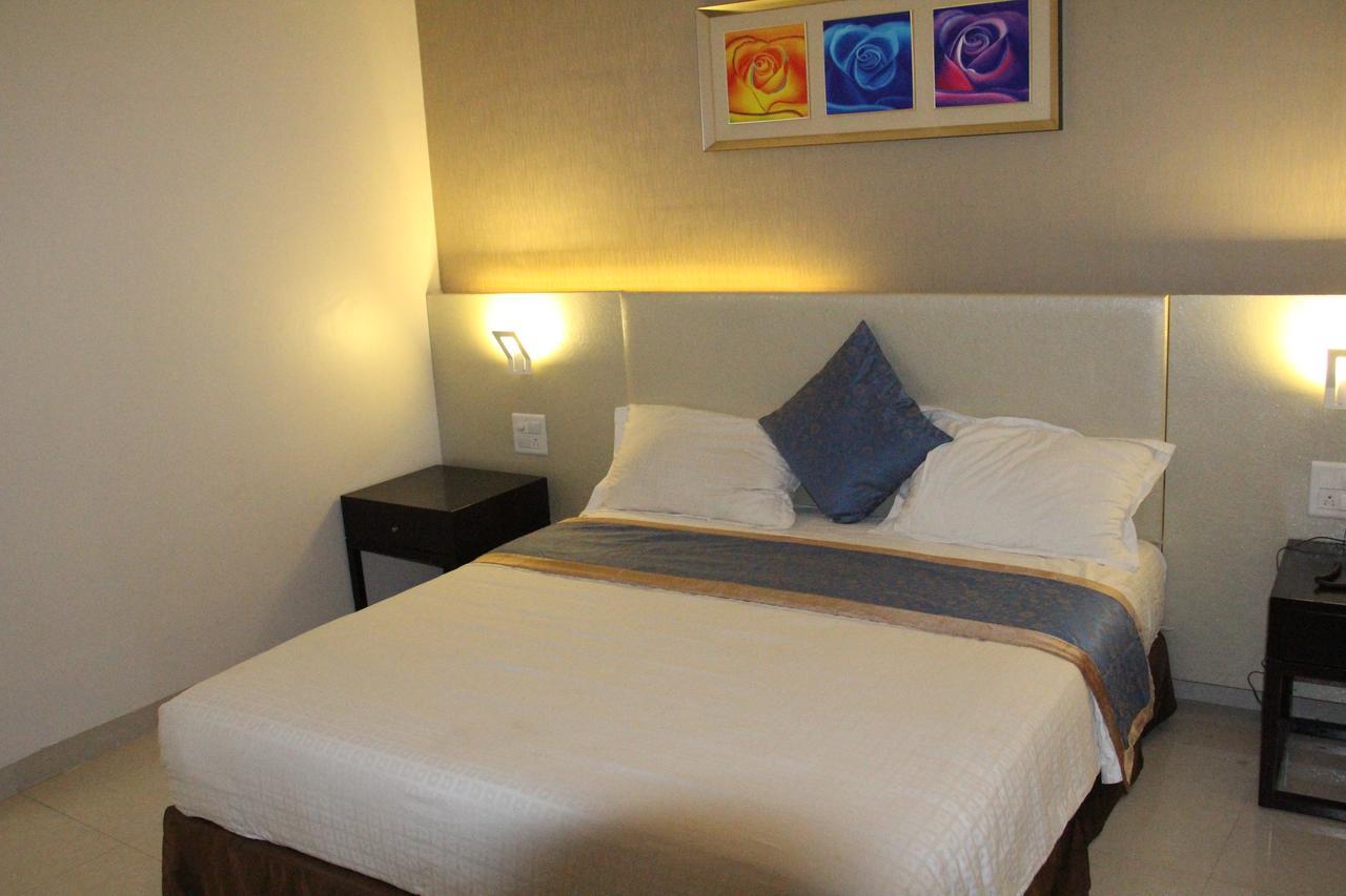 Hotel Patiala House Ahmednagar Eksteriør billede